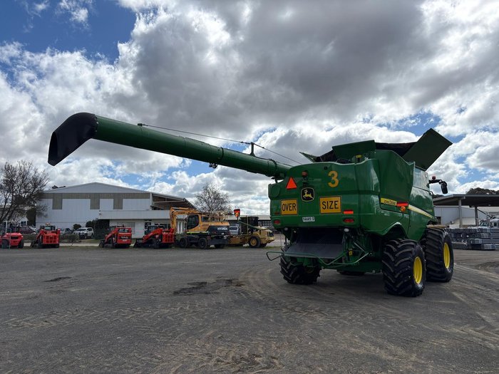 2019 John Deere S790 Green