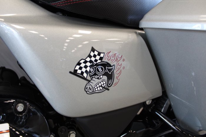 2025 Harley-davidson FLTRXSTSE CVO RD GLIDE ST 121