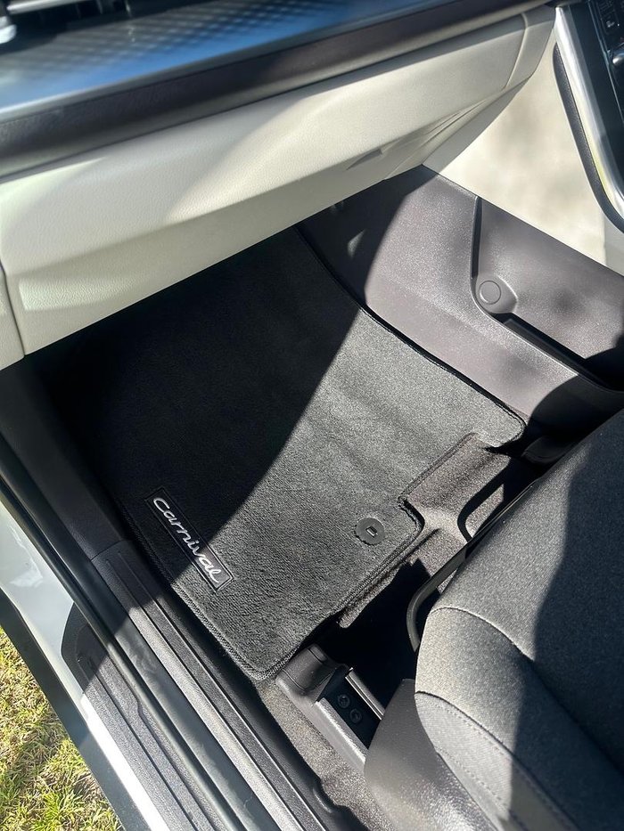 2022 Kia Carnival Si