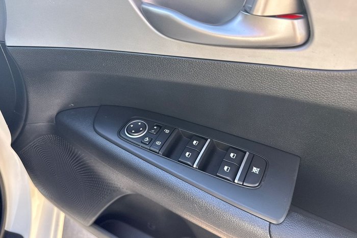 2024 Kia Cerato S