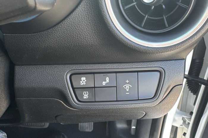 2024 Kia Cerato S