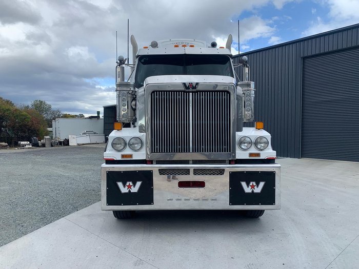 2017 Western Star 4864Fxb 40