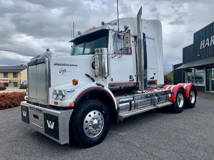 2017 Western Star 4864Fxb 40