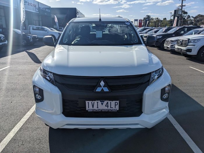 2022 Mitsubishi Triton GLX+
