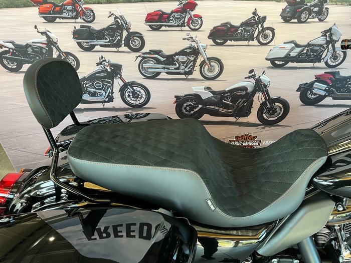 2023 Harley-davidson FLHXST STREET GLIDE SPL ST 117 Black