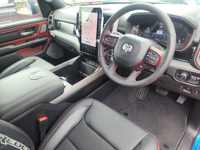 2025 RAM 1500 Rebel Crew Cab SWB Hurricane SO