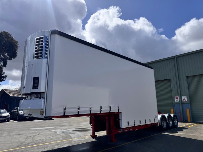 2006 Maxitrans St3 Lead A 12 Pallet Double Drop Deck Mezz Refrigerated