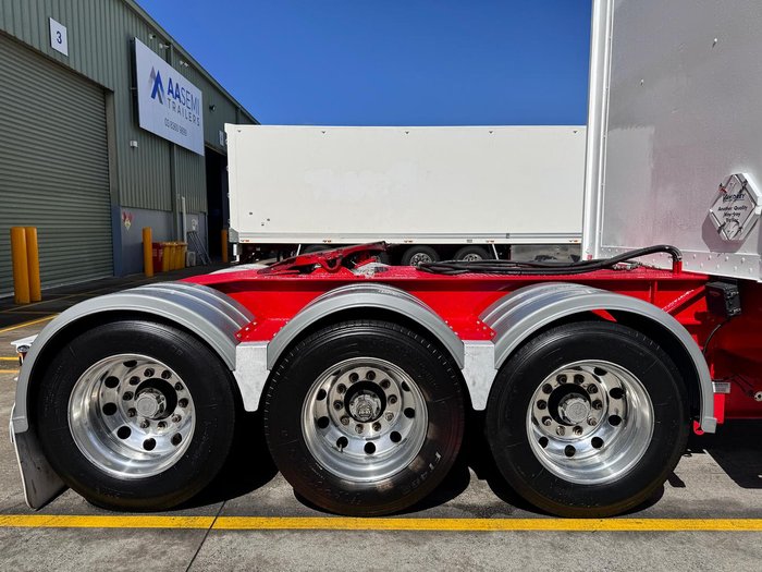 2006 Maxitrans St3 Lead A 12 Pallet Double Drop Deck Mezz Refrigerated 