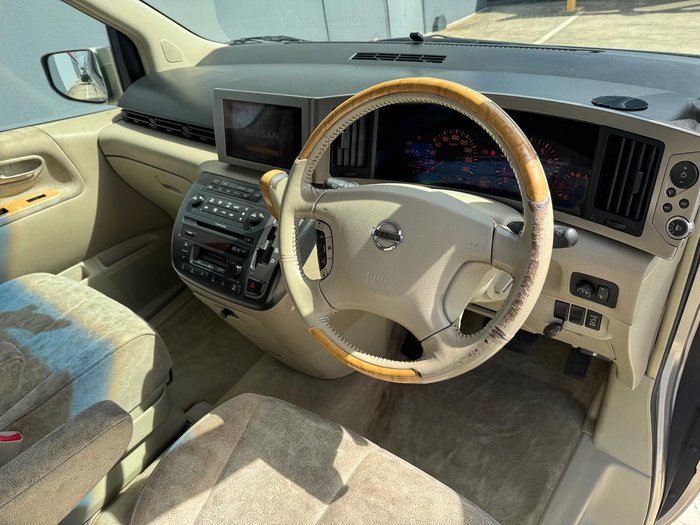 2002 Nissan Elgrand Rider S E51 Gold