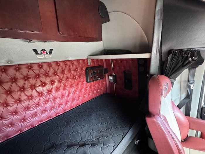 2017 Western Star 4964Fxt 6X4 Prime Mover **Hydraulics**