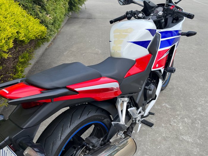 2015 Honda CBR300R