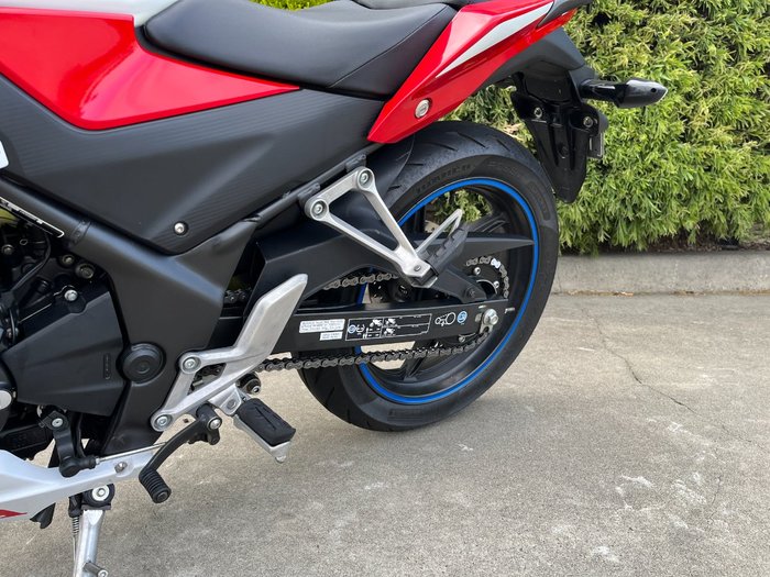 2015 Honda CBR300R