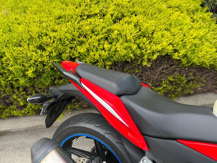 2015 Honda CBR300R