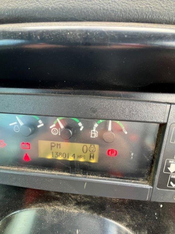 2011 John Deere 748H Green