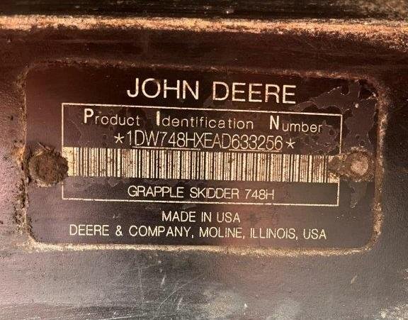 2011 John Deere 748H Green