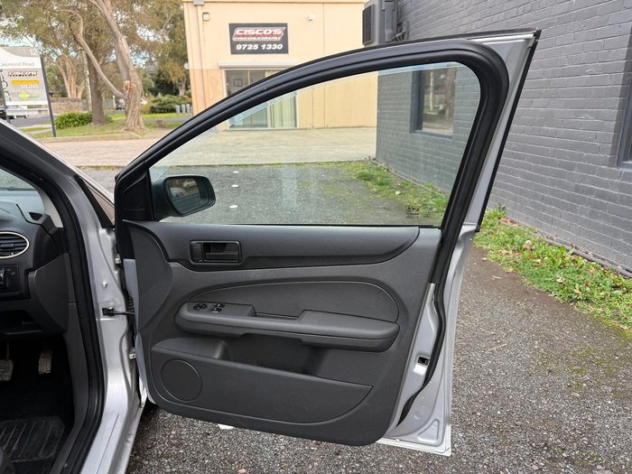 2008 Ford Focus CL LT Silver