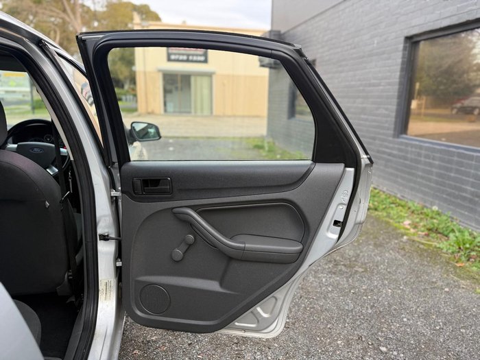 2008 Ford Focus CL LT Silver