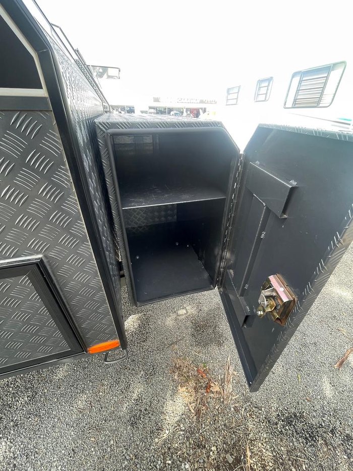 2023 Lotus Caravans Off Grid 23'3 Triple Bunk