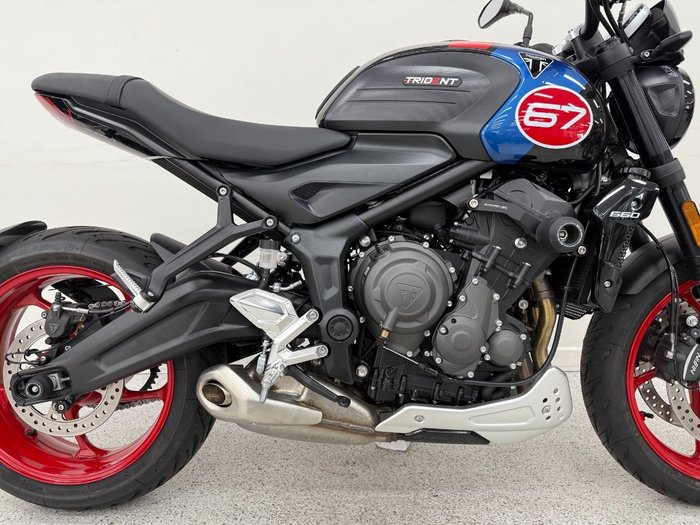 2026 Triumph 2026 Triumph 660CC Trident Triple Tribute FP BLUE/BLACK