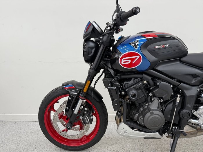 2026 Triumph 2026 Triumph 660CC Trident Triple Tribute FP BLUE/BLACK