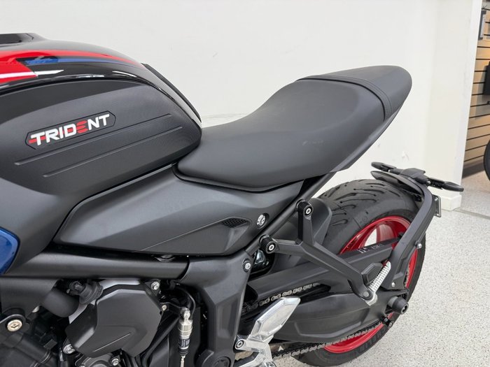 2026 Triumph 2026 Triumph 660CC Trident Triple Tribute FP BLUE/BLACK