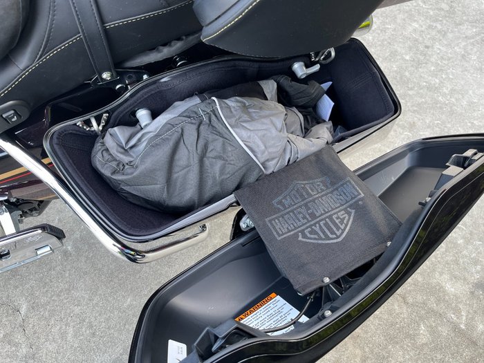 2023 HARLEY-DAVIDSON FLTRKSE CVO ROAD GLIDE LTD 117 Gold Dip