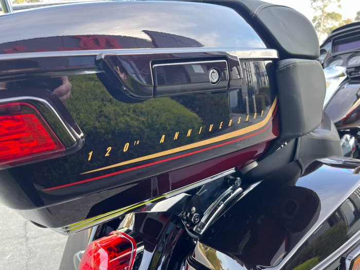 2023 HARLEY-DAVIDSON FLTRKSE CVO ROAD GLIDE LTD 117 Gold Dip