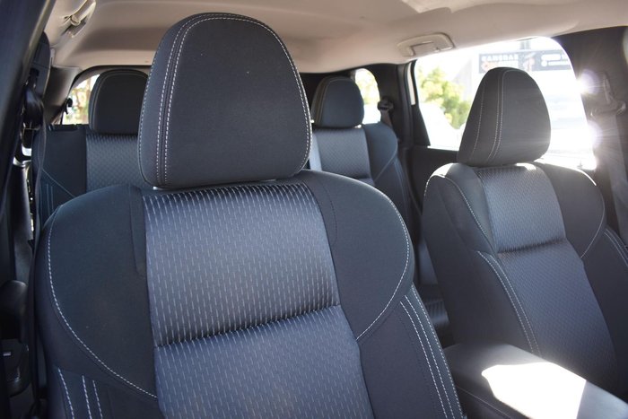 2024 Mitsubishi Outlander ES ZM MY24 White