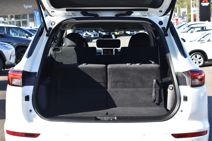 2024 Mitsubishi Outlander ES ZM MY24 White