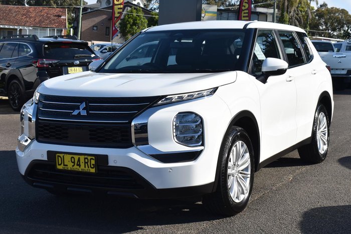 2024 Mitsubishi Outlander ES ZM MY24 White