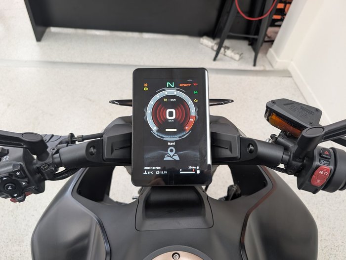 2024 CFMOTO 2024 Cf Moto 800CC 800NK ADVANCED Black