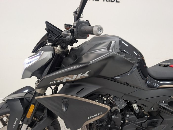 2024 CFMOTO 2024 Cf Moto 800CC 800NK ADVANCED Black