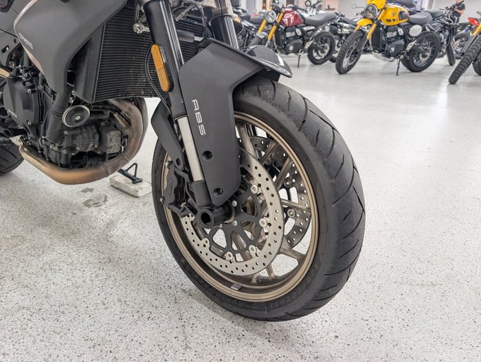 2024 CFMOTO 2024 Cf Moto 800CC 800NK ADVANCED Black