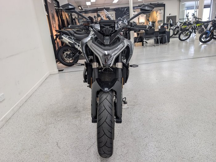 2024 CFMOTO 2024 Cf Moto 800CC 800NK ADVANCED Black