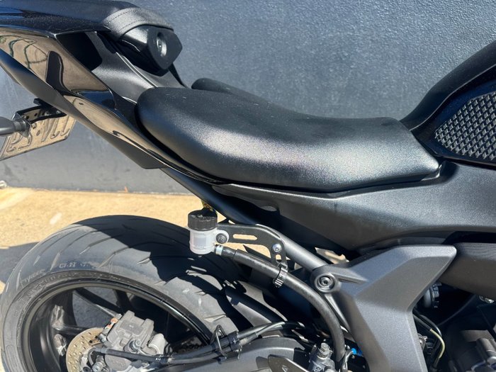 2023 Yamaha YZF-R7LA BLACK