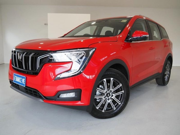 2025 Mahindra XUV700 AX7L