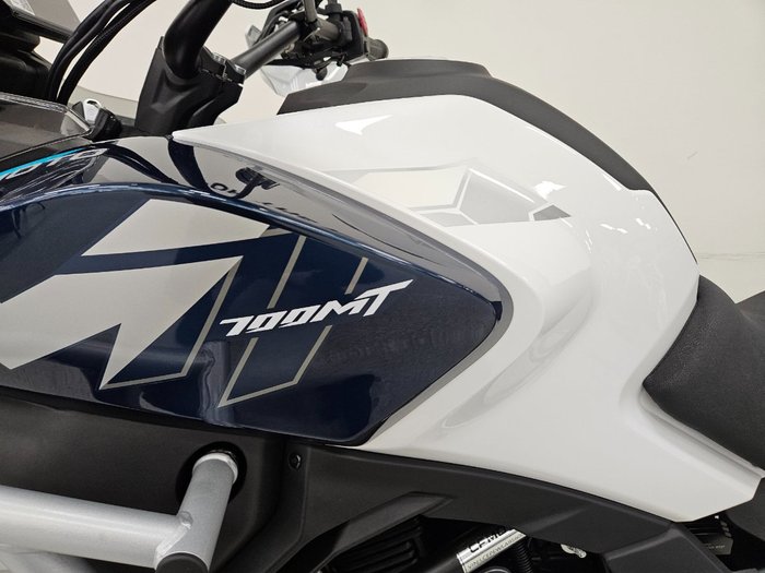 2025 CFMOTO MT White