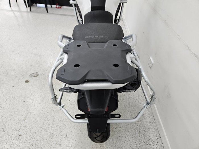 2025 CFMOTO MT White