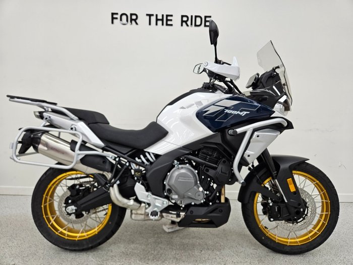 2025 CFMOTO MT White