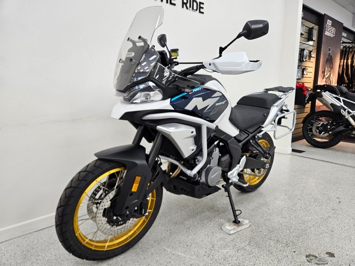 2025 CFMOTO MT White