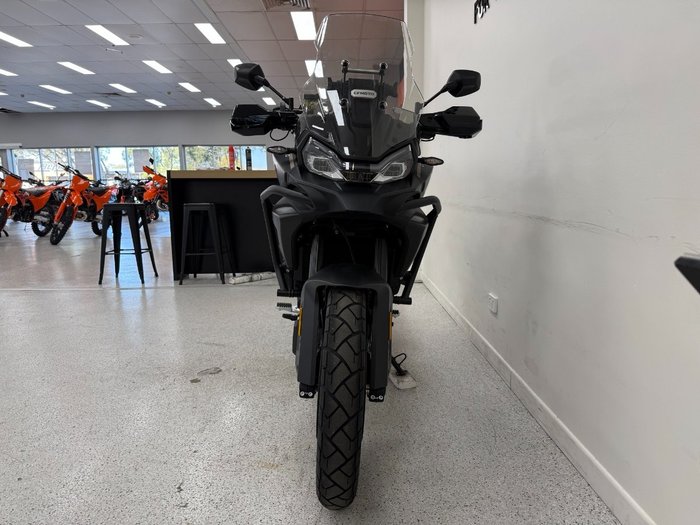 2025 CFMOTO MT Black