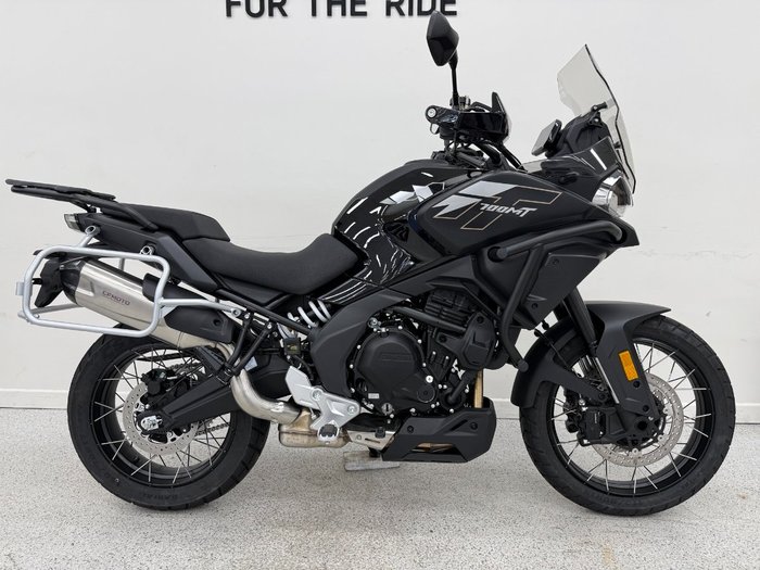 2025 CFMOTO MT Black