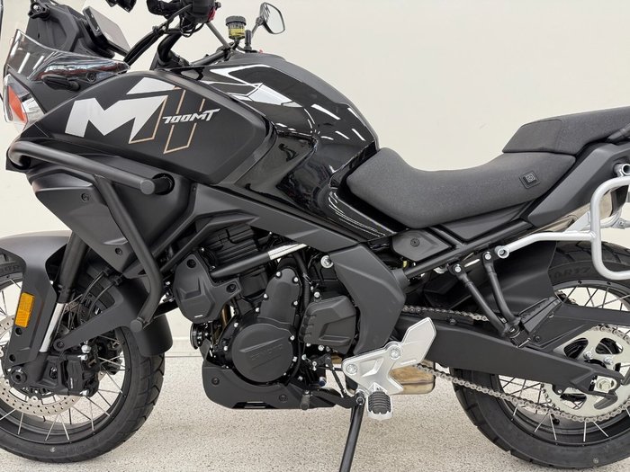 2025 CFMOTO MT Black