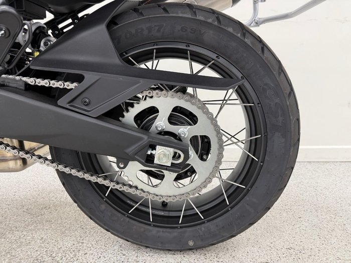 2025 CFMOTO MT Black