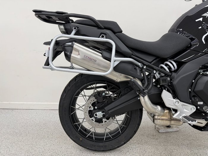 2025 CFMOTO MT Black