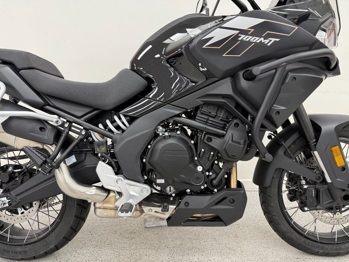 2025 CFMOTO MT Black