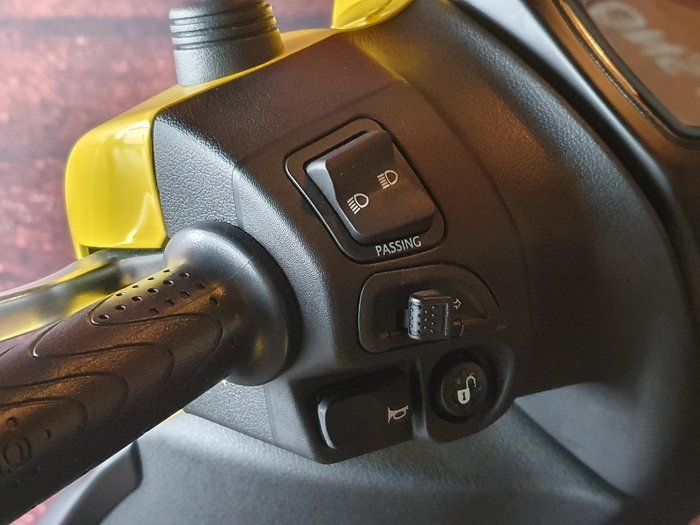 2023 Piaggio Medley 150 S Medley Yellow