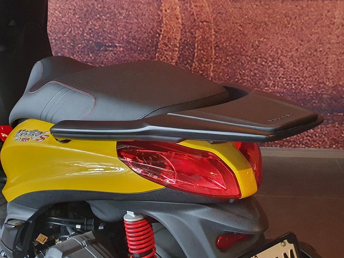 2023 Piaggio Medley 150 S Medley Yellow