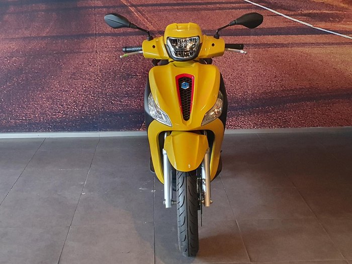 2023 Piaggio Medley 150 S Medley Yellow
