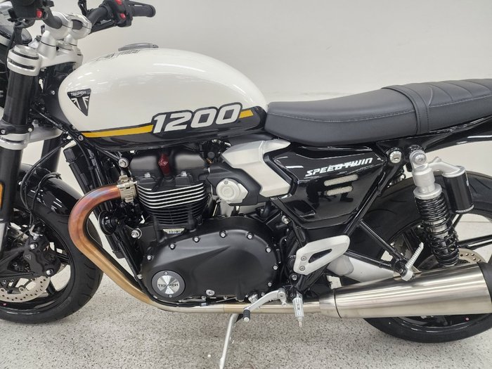 2025 Triumph 2025 TRIUMPH 1200CC SPEED TWIN 1200